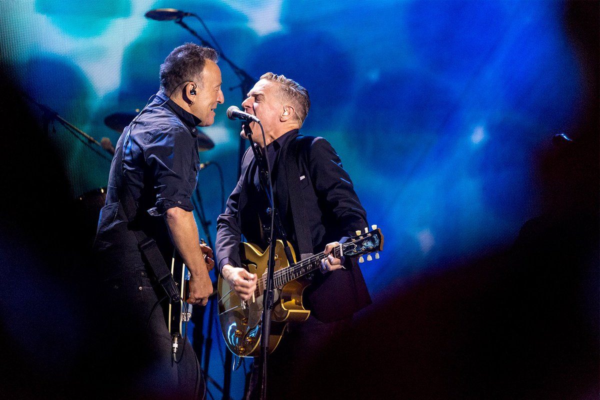 2 legends on stage to close the #InvictusTorontoGames2017 <a href="/bryanadams/">Bryan Adams</a> <a href="/springsteen/">Bruce Springsteen</a> #IG2017 #IAM #InvictusGames  #WeAreInvictus #Toronto