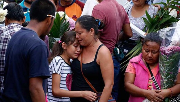 nyepez_'s tweet photo. Aumentan los padecimientos psicológicos derivados del sismo https://t.co/lPCUmfk18f @MauricioreynaL @Cristinaec4 @ocramv65 https://t.co/xRrL0Zd0E5 https://t.co/It2M0Rbfw1
