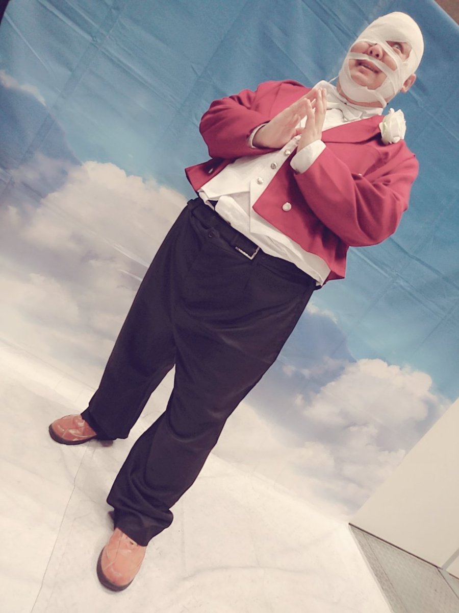 皐 黒執事オンリーお疲れ様でした ケルヴィン男爵初出しでしたが 包帯の巻き方を考えるという改善点がわかって良かったです