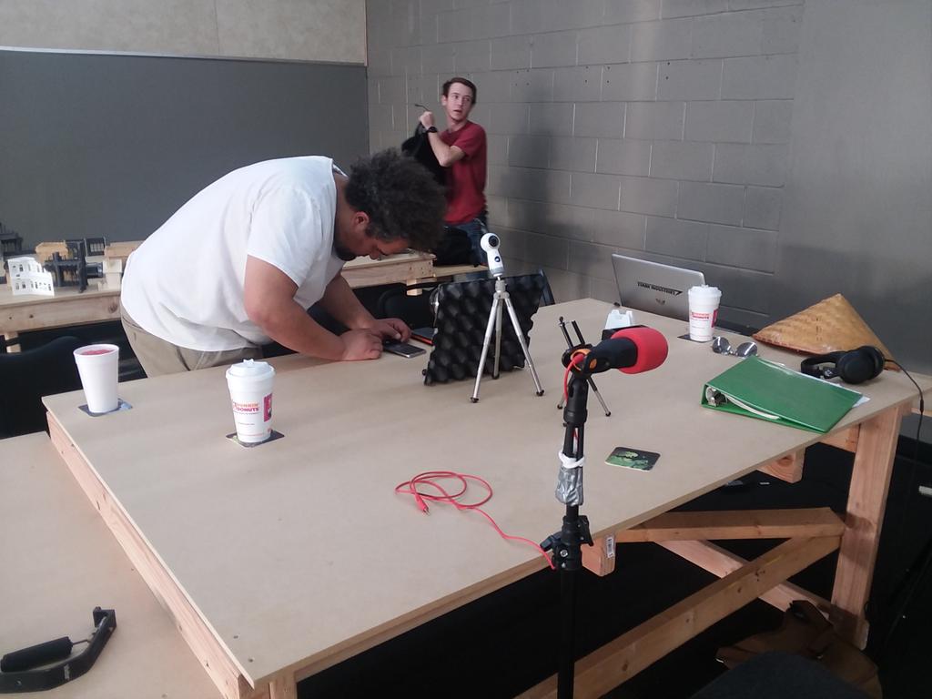 Setting up to film a nice little #ttrpg called Everybody's John it's a fun game, we're looking forward to it.

#rpg #filming