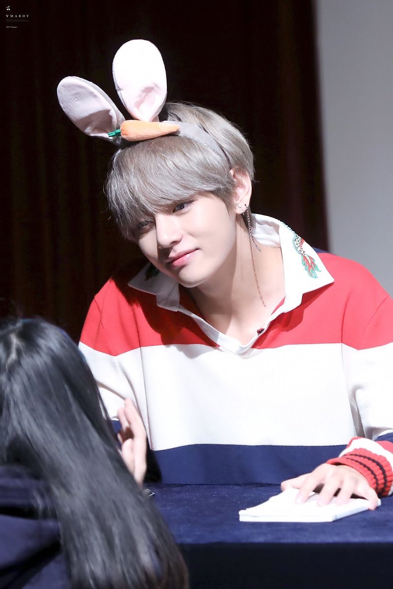Honey Taehyung On Twitter Falling In Love Bts Cute Taehyung