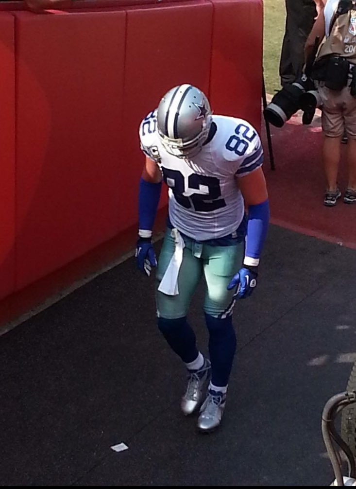 steff273's tweet photo. My fav @JasonWitten last time I was at the chiefs stadium! Will be there Monday to watch them demolish the redskins! #dallas4life https://t.co/SYuQCfxjoi