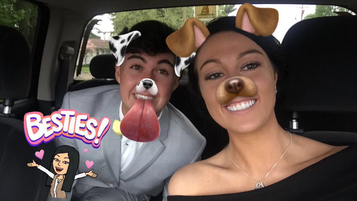 kylie_rebecca's tweet photo. happy birthday logs!!! ❤❤❤ https://t.co/ZDwOfhH08H
