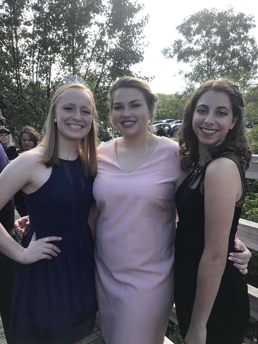 Bekkah_Bowen's tweet photo. When Eleni and I aren't posing we either look mad or disgusted. #Hoco2k16 https://t.co/GKPppcDsRg