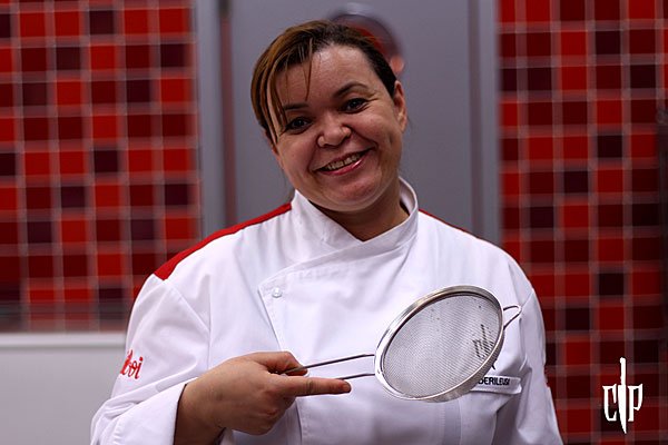 olucasli's tweet photo. As injustiçadas, já quero o SBT copiando a Record e fazendo uma edição trazendo as rainhas de volta. #BakeOffBrasil #HellsKitchenBR https://t.co/HbLVC3kBAd