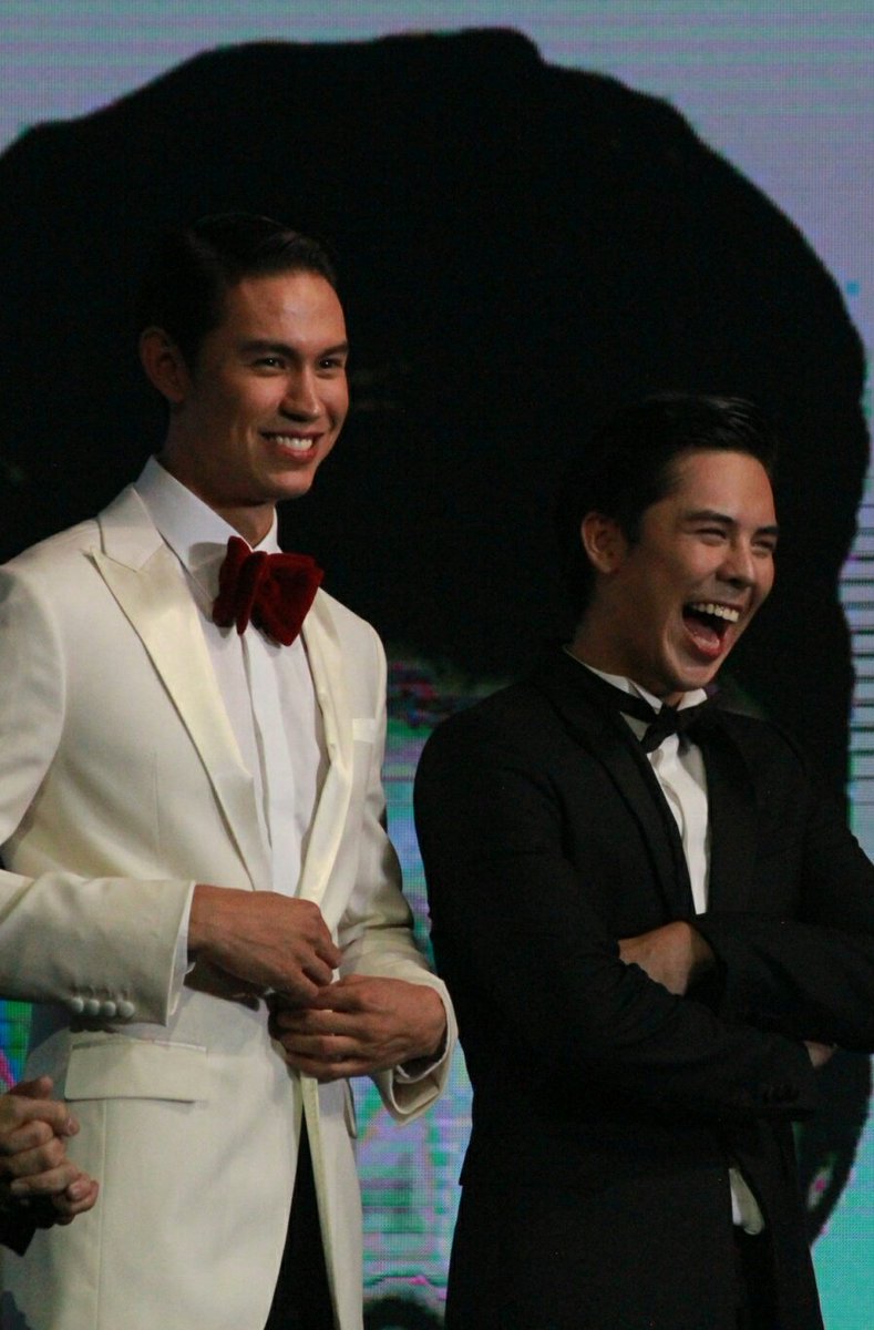SPJY_P's tweet image. ชอบความพีชตรงที่หัวเราะสุดมากกกถ่ายมาแต่ละรูปมีแต่หน้าแบบนี้ 😂😂 #TheFaceMenThailand #finalwalk