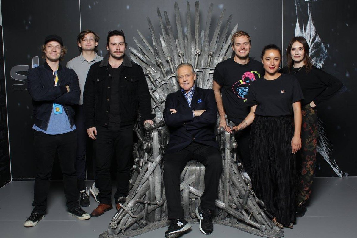 Gameofthronesjp 現在ベルリンで開催中のジャーマン コミコンに参加している ゲームオブスローンズ キャストの面々 Gameofthrones Gccberlin Germancomicconberlin T Co Ezrkuywz0h T Co Cnldtjfext