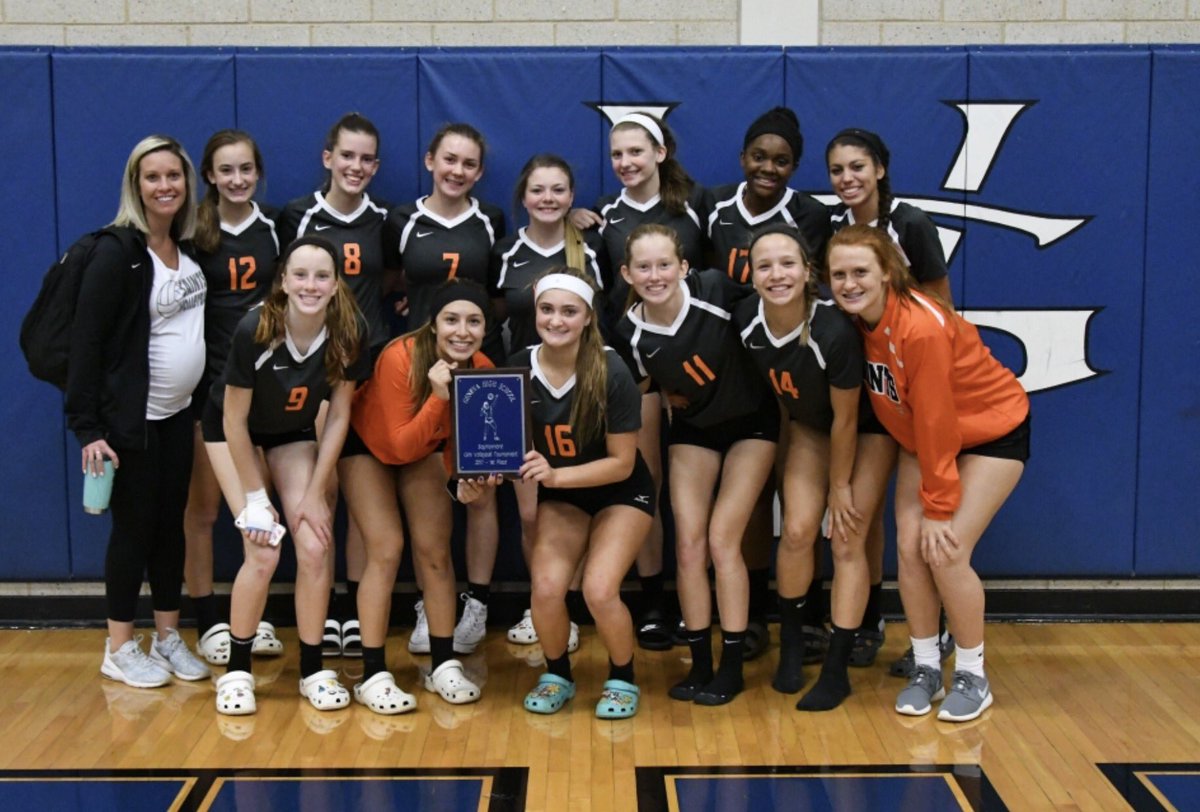 STCE Girls Volleyball tweet media