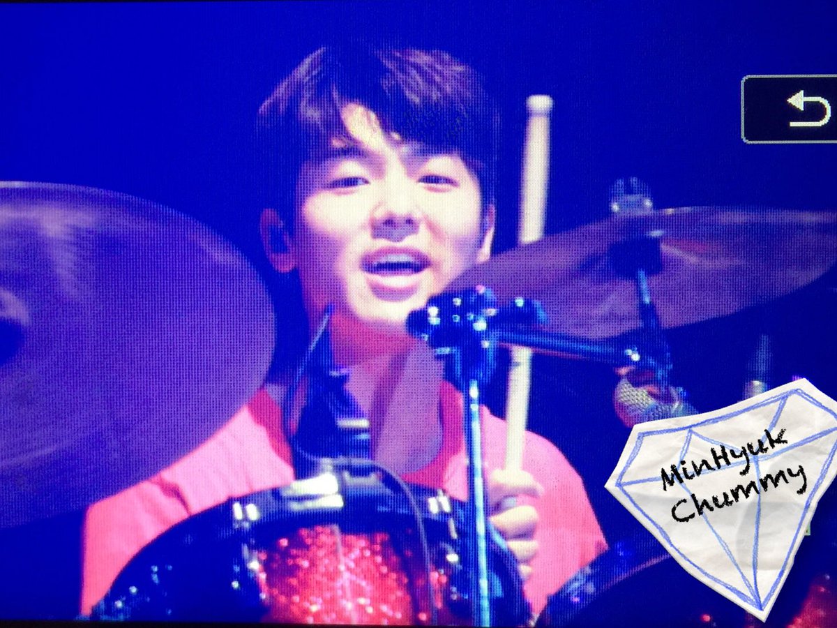 MinHyukChummy's tweet photo. 20170930 #CNBLUE #대만 #강민혁 @MR_KANGGUN preview 6 Goodmorring~~~~❤️ https://t.co/ptWM4MTGbK