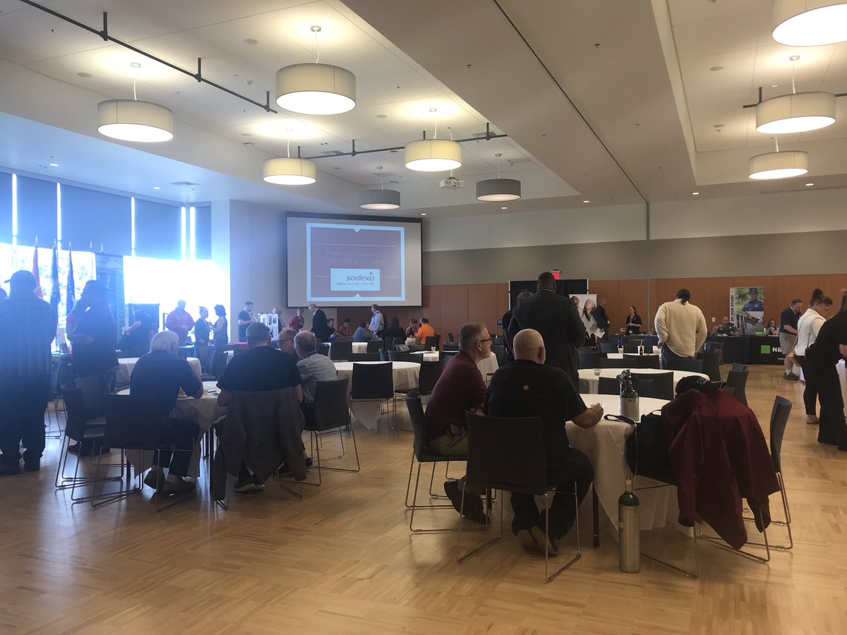 flint_leah's tweet photo. The Spokane Regional Veterans Conference @GonzagaU was a great success! #wavetcorps @WDVA @ServeWA @AmeriCorps @GUHemmingson https://t.co/DTszFcMF8b