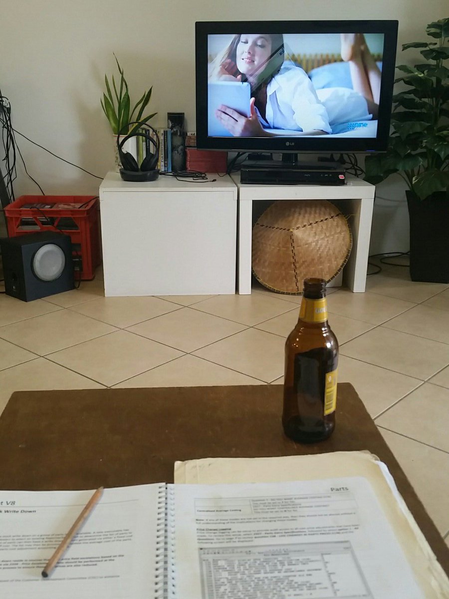 ManagerParts's tweet image. Working on a Sunday #SpareParts #PaperWork. @noosaHyundai @NoosaMazda