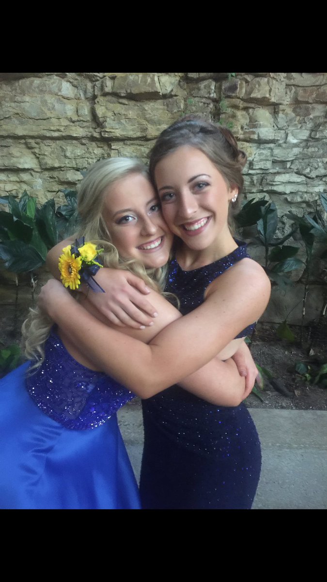kaitlyn_popejoy's tweet photo. screaming hbd to the sweetest girl i've ever met💗💗 love u so much Em hope u had the best day! imysm best friend can't wait to see u🎉 https://t.co/KtfWCzdQrS