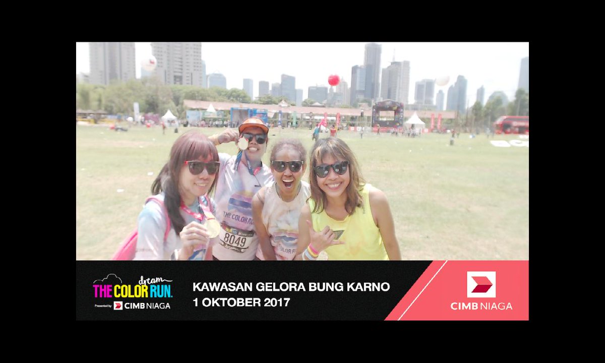 Rey_minty's tweet photo. I'm a colorful finisher at #TheColorRunCIMBNiaga.Be Healthy, Be Happy, Be You! @cimbniaga @TheColorRunINA https://t.co/JKrcbN29QE
