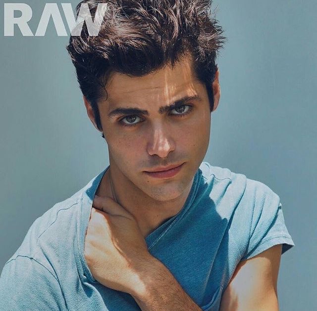 obrienwalls's tweet photo. @MatthewDaddario, how can be so perfect???
#HappyBirthdayMattDaddario https://t.co/5bin2ddQIu