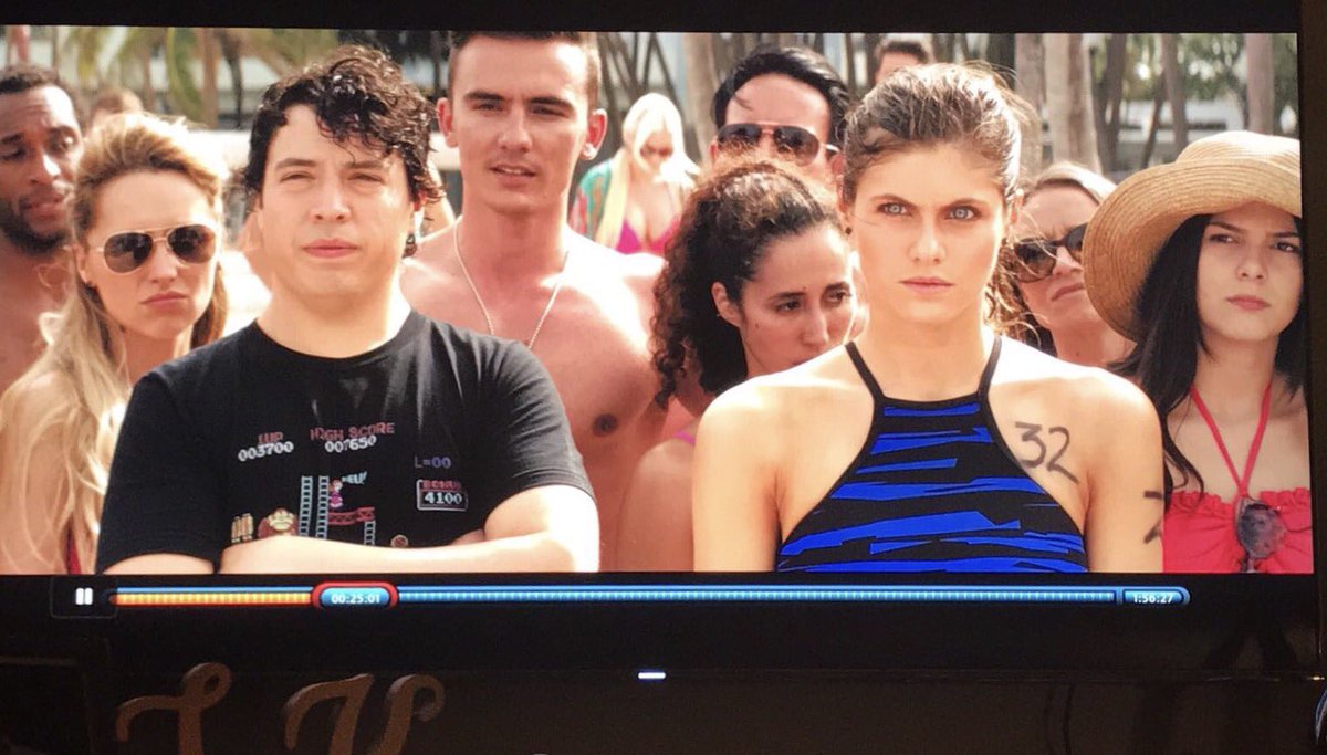 sofia_endara's tweet photo. Throwback to  when I appeared on baywatch movie #Baywatch https://t.co/BtLYcfpl0x