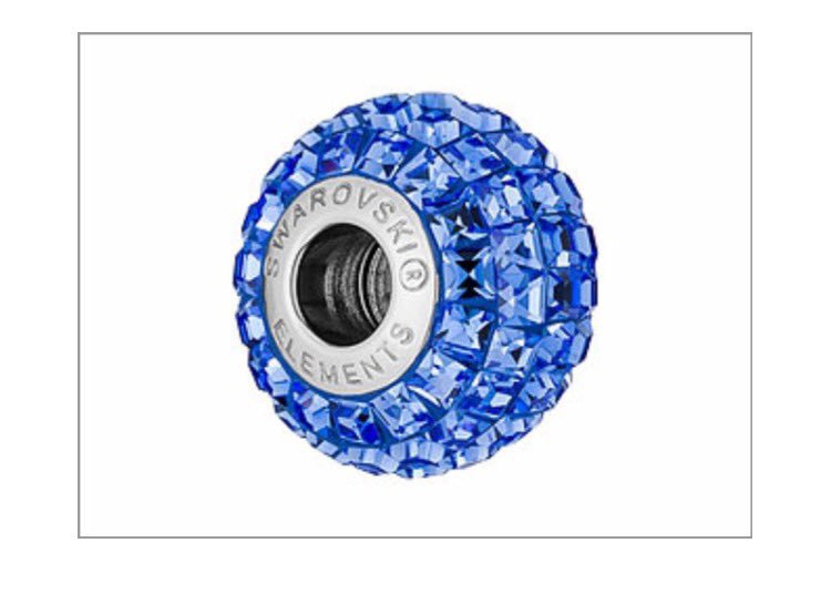 KaydeDesigns's tweet photo. #sapphire 💙 #september #birthstone @swarovski #becharmed #pave #square #beads #beadsters #beadsonthego #kaydedesigns #nyc https://t.co/P6p71rtZvK