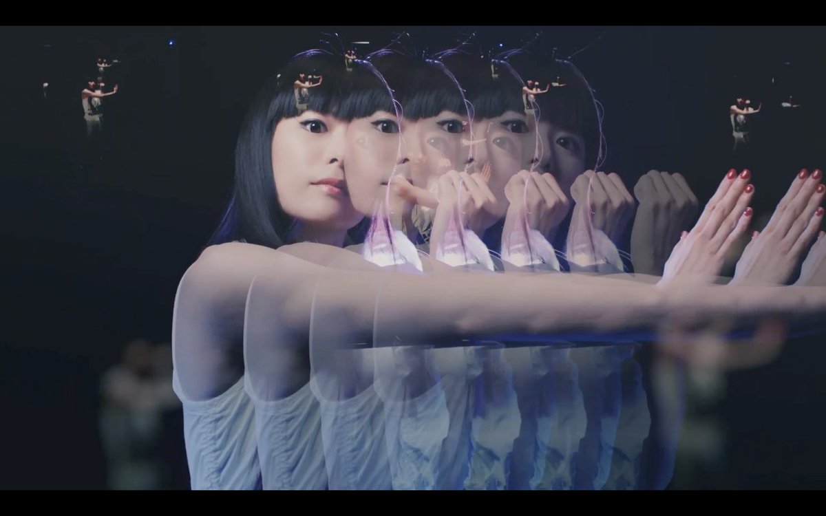 mtk_aira's tweet photo. もうみてくれた？まだの人もみた人も何度でも再生Loop◎

『Future in Loop』ミュージックビデオ
https://t.co/iCheLqJL9t

最新アルバム『Pyramidal』
https://t.co/3CuapAWlEs https://t.co/KOhWSI3d86
