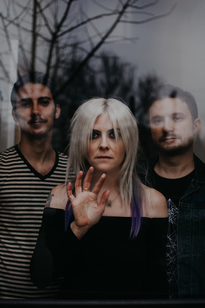 bajablastmeaway's tweet image. i took this four years ago and it's still one of my favorite portraits i've done to this day