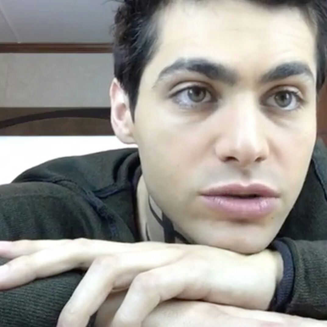 jinniesanpanman's tweet photo. It's world children's day

And also Matt Daddario's birthday. 😂😂😂

#HappyBirthdayMattDaddario https://t.co/KaLMgQel3t