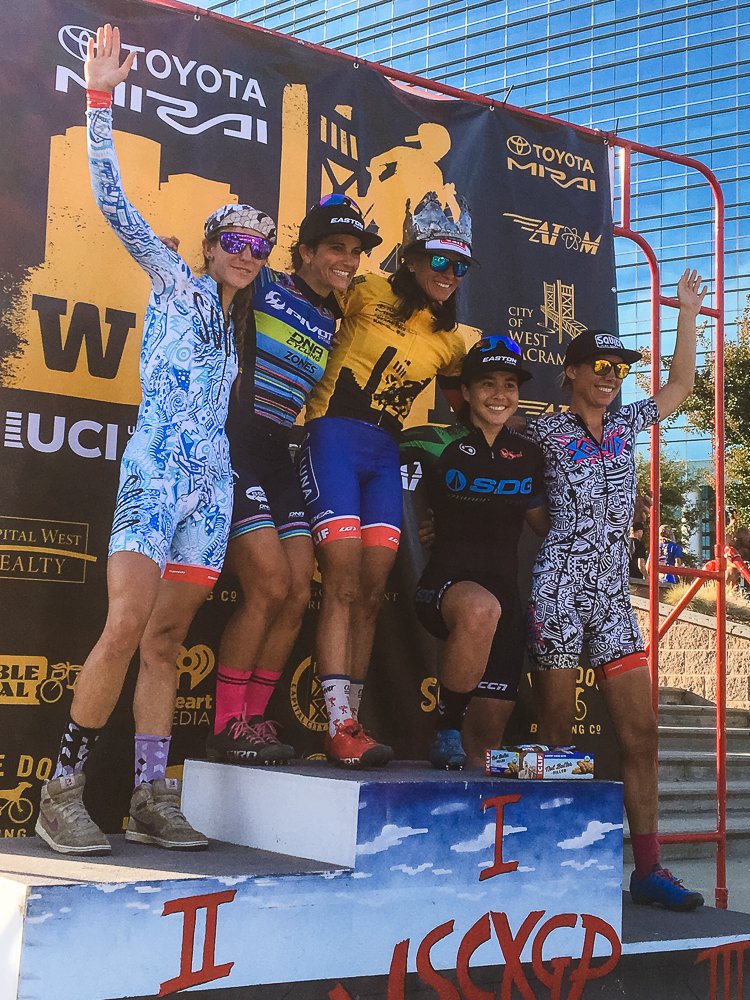 #ProCX <a href="/WSCXGP/">WSCyclocrossGP</a> Day 1 Elite Women Podium: 1-<a href="/katkanash/">Katerina Nash</a> 2-@courtmcfadden 3-<a href="/_amanda_panda_/">Amanda Nauman Sheek</a> 4-<a href="/sammiridesbikes/">Aunicornvomited</a> 5-@EmilyKachorek 📷 Rocky Namba