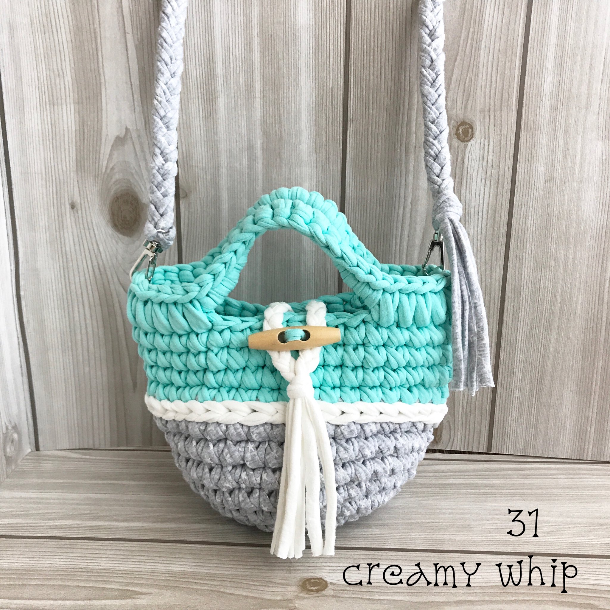 Creamy Whip No Twitter ミントグリーン と 星 柄のミニ マルシェバッグ キッズにもおススメ Tシャツヤーン ズパゲッティ スマホケース スマホポシェット スマホショルダー キッズバッグ パステルカラー