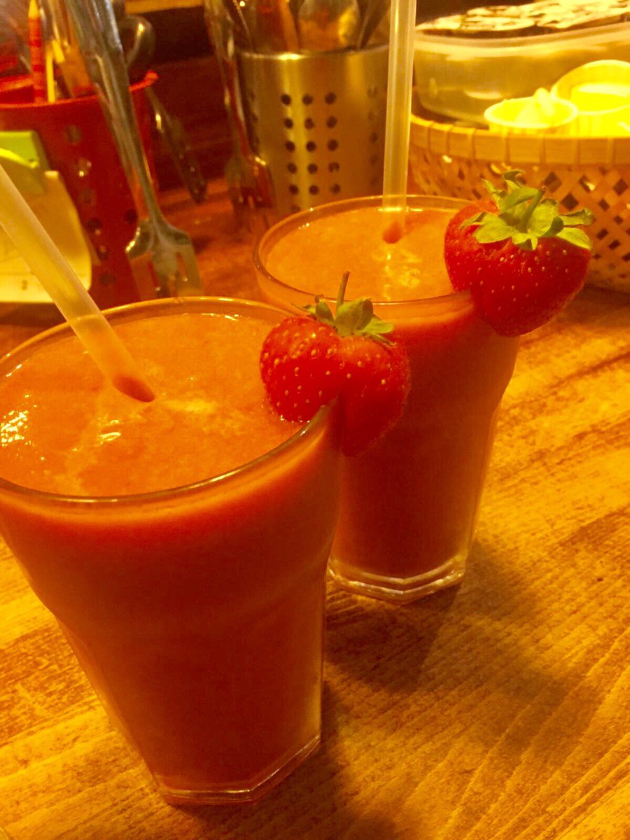 #Sunday #feelingFruity #weekend #smoothie