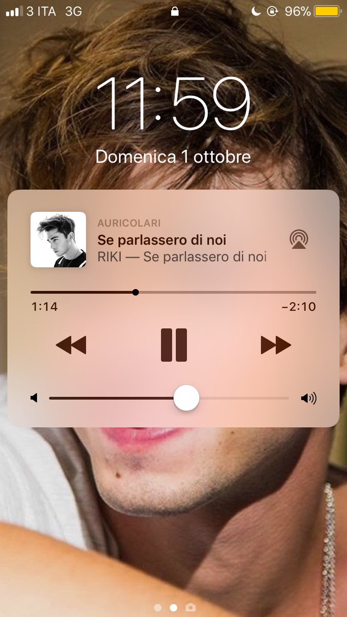 angirikers's tweet photo. questa canzone, la sento da quando mi sveglio a quando vado a letto, è stupenda, fai sempre meglio e io sono sempre più fiera. @aboutriki https://t.co/t8LvNpxB8c