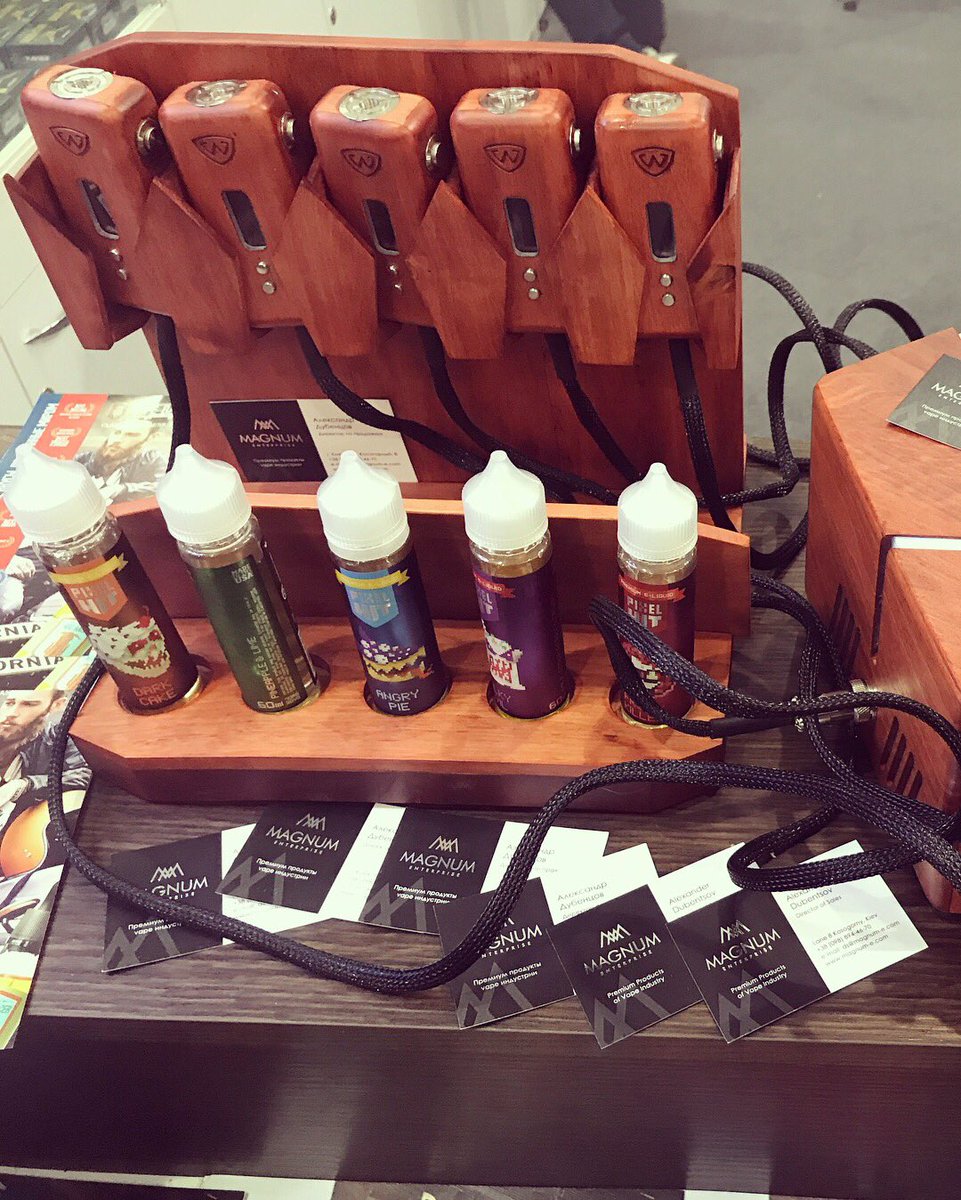 dimasawiew's tweet image. 👽Адские машины. Для одновременного обслуживания. #vapemachine #vapeexpo #vapeexpo_kiev #вейп #vape #exebition #kiev #ukraine #ilovekiev