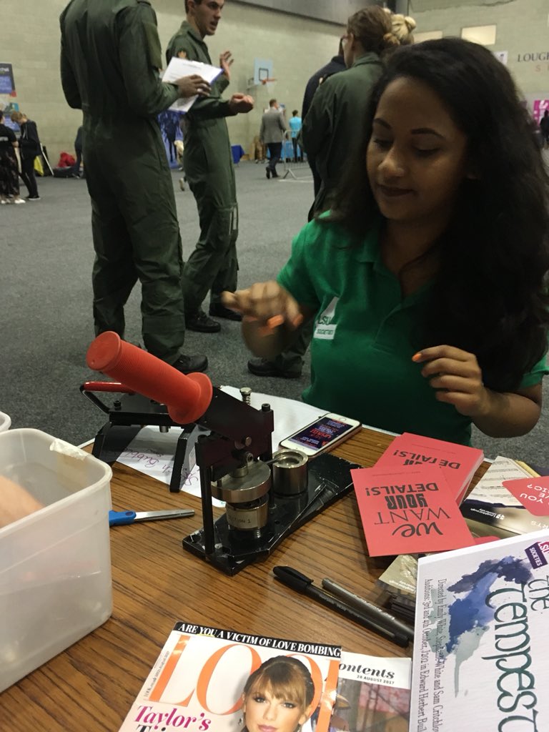 lborouniarts's tweet photo. Getting creative already! #LSUFreshers17 #LUArts https://t.co/UnXszg19hz