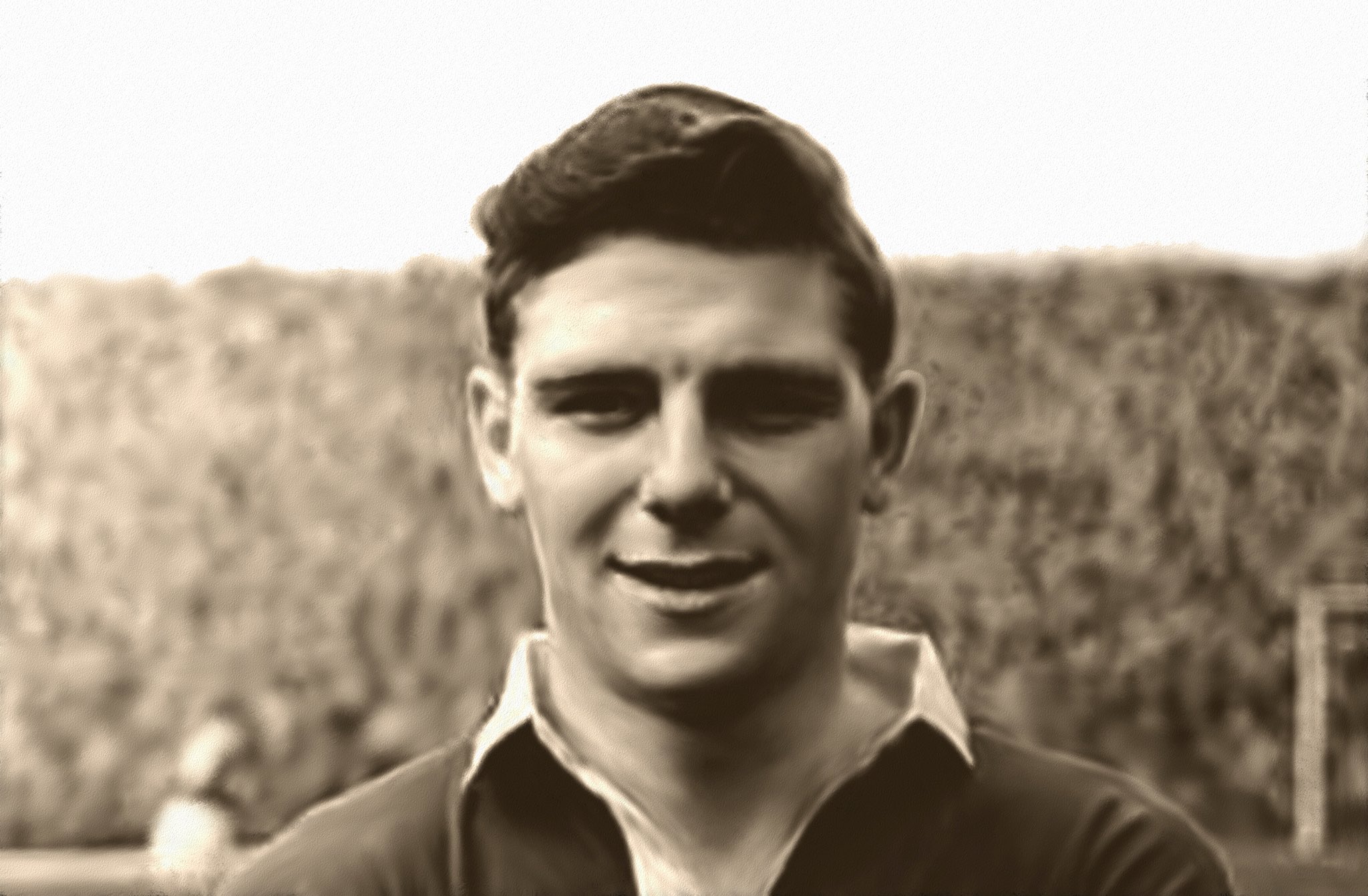 Happy birthday to Duncan Edwards  Never forgotten.  