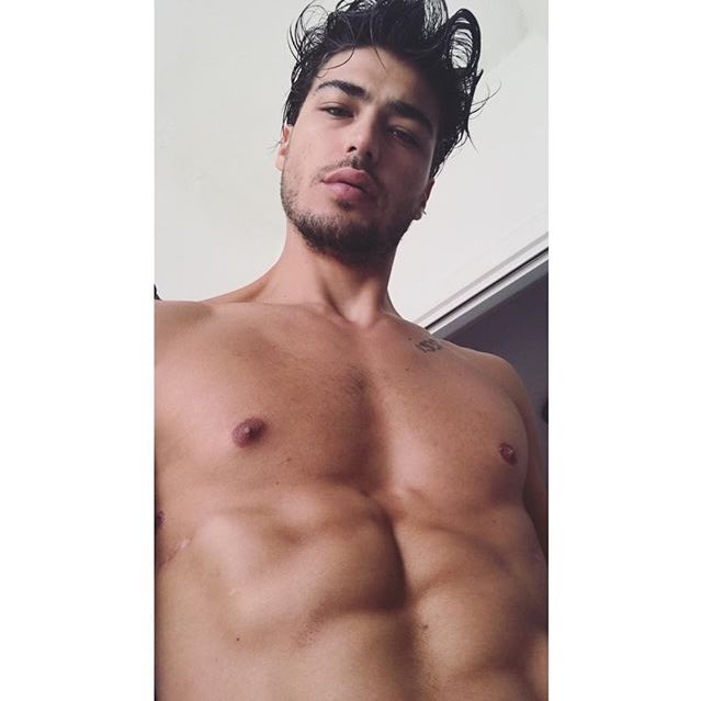 irwin_rpg's tweet photo. //Changement de perso.
#NouvellePhotoDeProfil https://t.co/OJgdeeY4c1