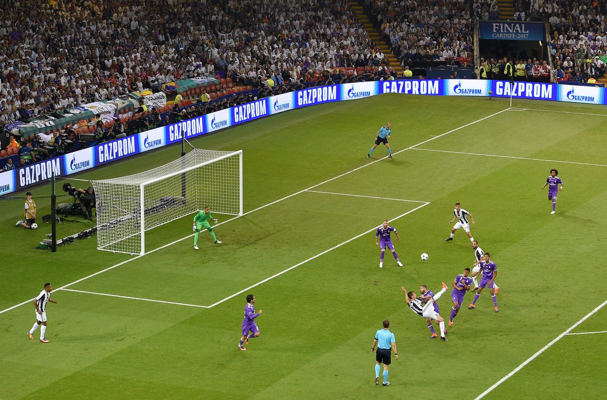 FIFAcom's tweet photo. Who could forget this goal? 😮🙌🚲
@MarioMandzukic9 will certainly be hoping it goes down in history!
READ ➡️ https://t.co/4JkopWFlJa https://t.co/Tyz53WSgCa