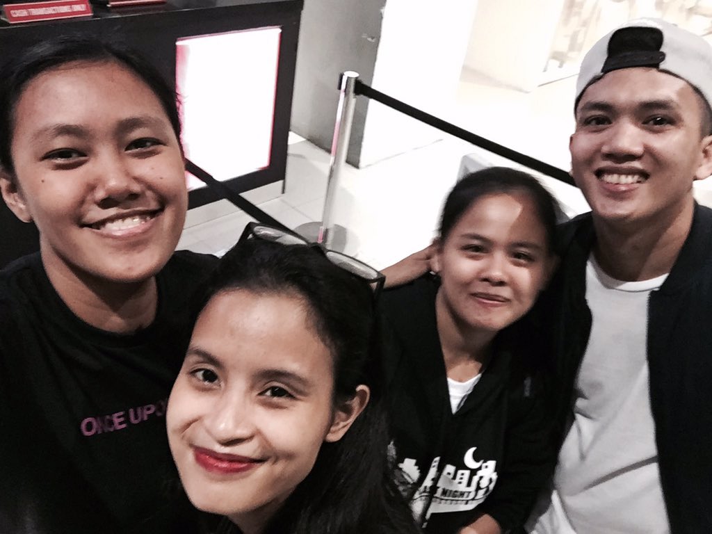 cindyejanda's tweet photo. It was sooooo nice to see you again, super nice😊 insert mela na umalis para kumain😅 @tuliaomichaeld @danicadarjuan21 @Majahahaha https://t.co/JDq1XTvnfO