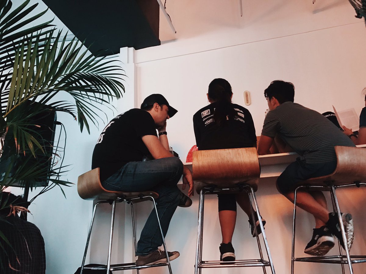 enjoyGLOBE's tweet photo. These guys learned a lot yesterday. Let's end this day with fantastic photos, yes? #NowPlayingEverywhere #GRIDWasHere https://t.co/pDtaIN1uWY
