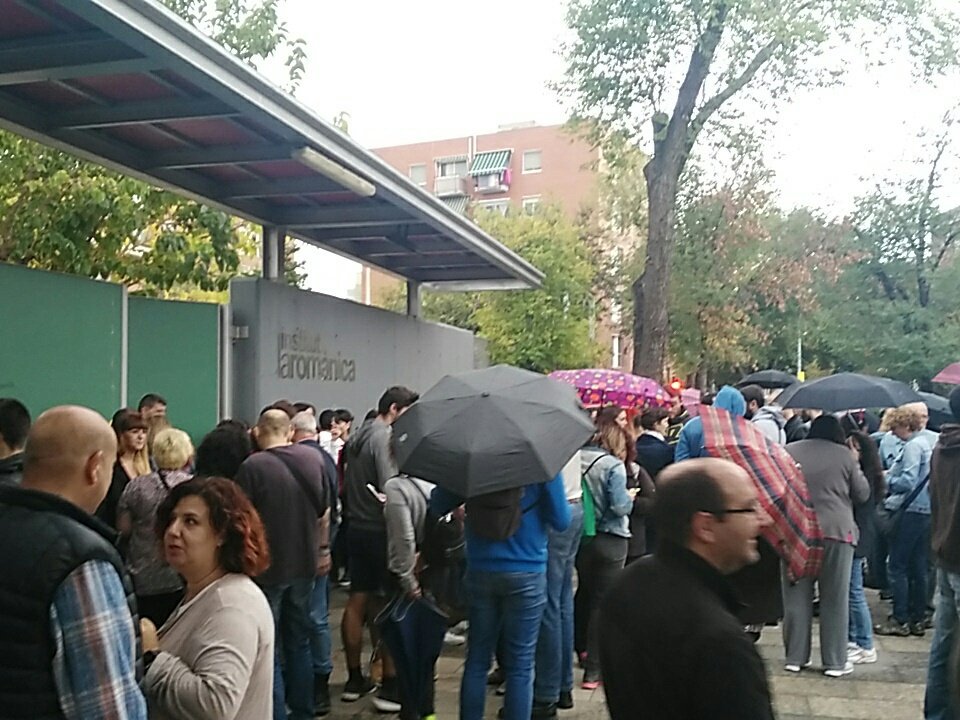 CesarChechu113's tweet image. #referendumRAC1 institut la romanica Barberà del vallés