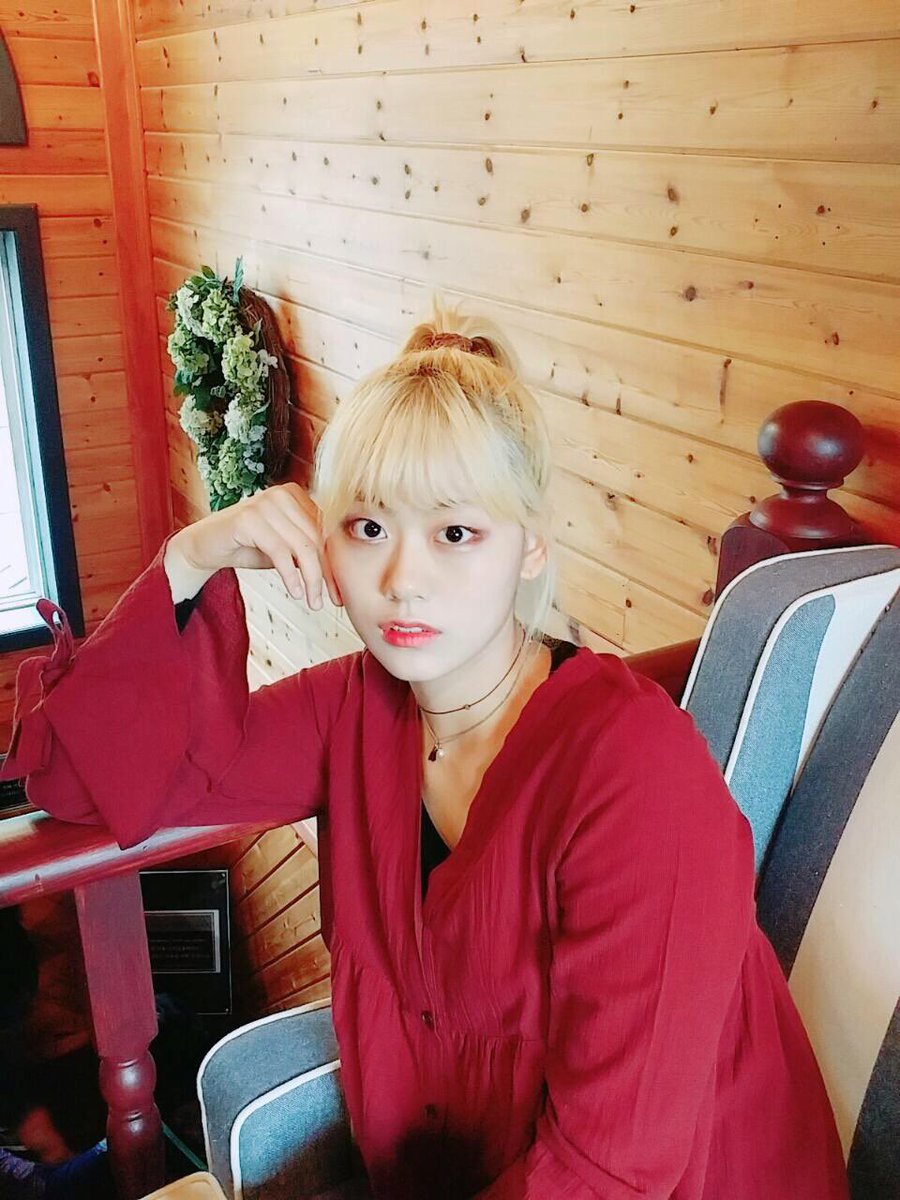 꺄아아아 연휴당😆😃😍
전 밥 먹으러 왔는데 
여러분은 뭐 하고 있어요??