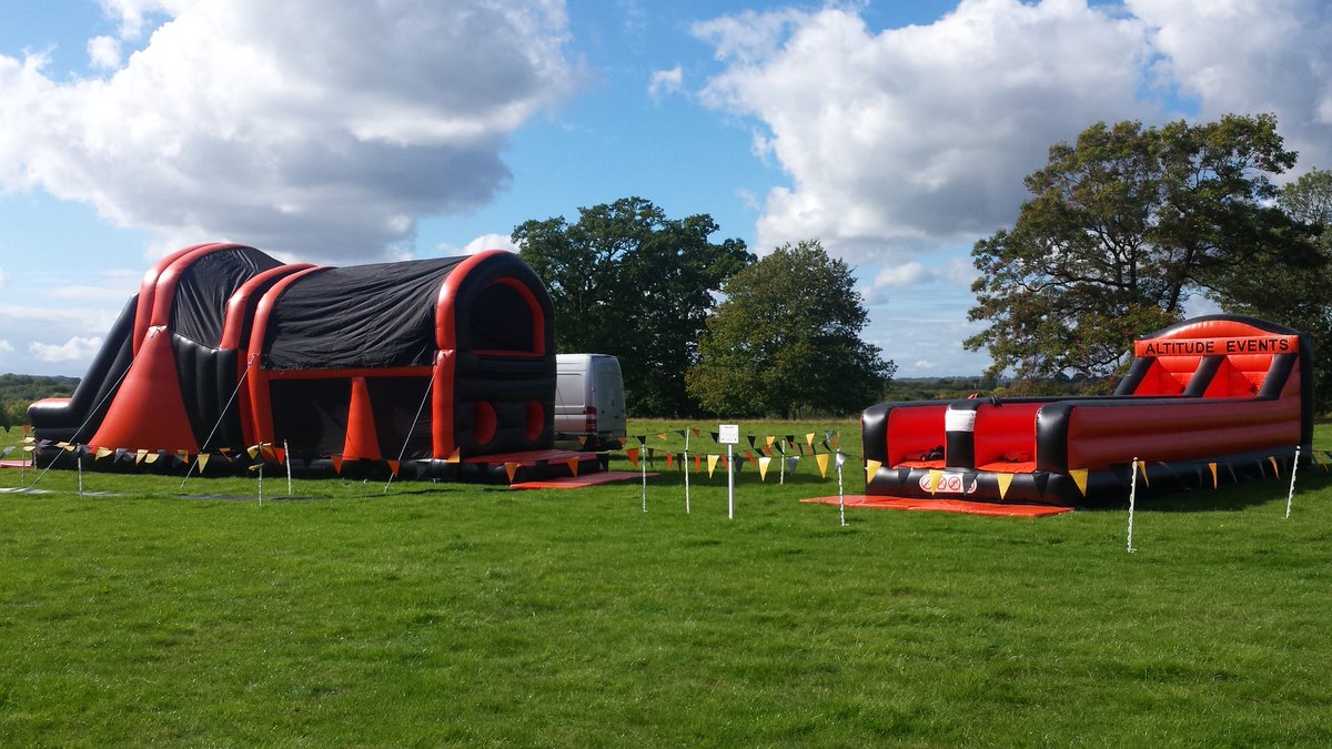 AltitudeEvents's tweet photo. Our #BungeeRun and #InflatableObstacleCourse were out yesterday for a #GirlGuide event in #Kent https://t.co/NqL2gJtZ5P