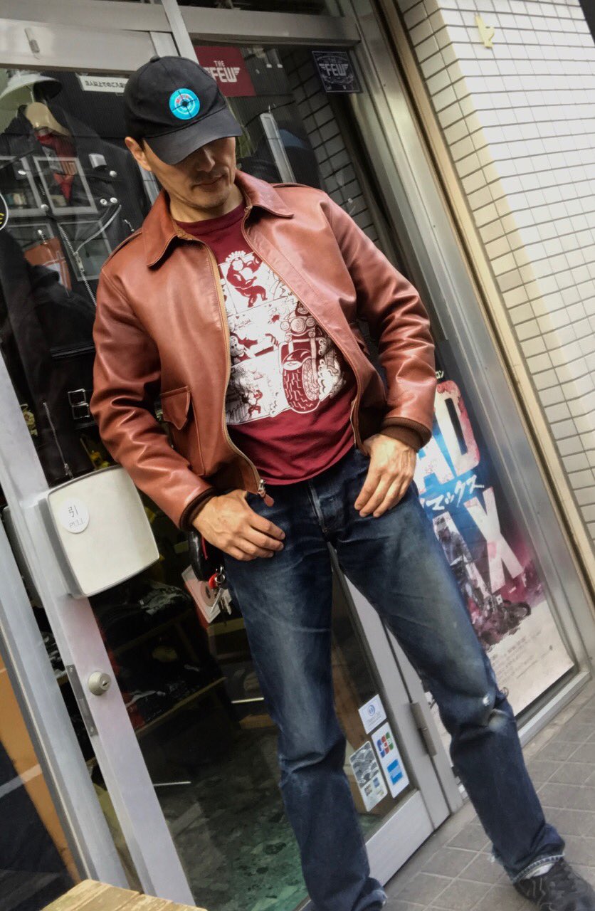 ゴリラ 高円寺ゴリラ オジサンになっても革ジャン着ようぜ 55歳の俺と革ジャン A 2 Rookie フライトジャケットは世界最高クラスの品質と完成度を誇るthe Fewの特約店第一号店の弊店にご相談下さい 高円寺ゴリラ 革ジャン 秋冬 ファッション ゴリラ 高円寺ゴリラ オジサンになっても革ジャン着ようぜ 55歳の俺と革ジャン A 2 Rookie フライトジャケットは世界最高クラスの品質と完成度を誇るthe Fewの特約店第一号店の弊店にご相談下さい 高円寺ゴリラ 革ジャン 秋冬 ファッション