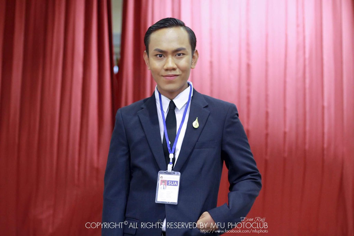 MFUworker's tweet image. อันนี้แม่ตัวจริง ✨พี่ซันนี่✨ พี่องค์การนักศึกษาและช่างแต่งหน้าตัวท้อป แอดเคยกลัวพี่เค้ามากดูดุๆ แต่ตัวจริงโคตรฮา😂งานปังๆต้องยกให้พี่เค้าล่ะ👍