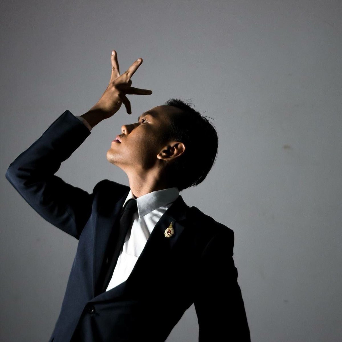 MFUworker's tweet image. อันนี้แม่ตัวจริง ✨พี่ซันนี่✨ พี่องค์การนักศึกษาและช่างแต่งหน้าตัวท้อป แอดเคยกลัวพี่เค้ามากดูดุๆ แต่ตัวจริงโคตรฮา😂งานปังๆต้องยกให้พี่เค้าล่ะ👍