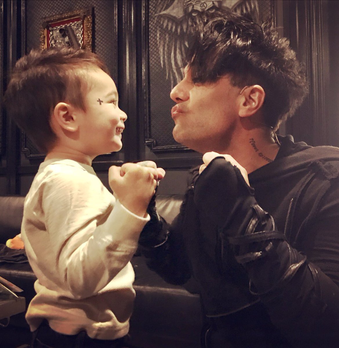 criss angel on twitter i m so sad my son johnny crisstopher has to