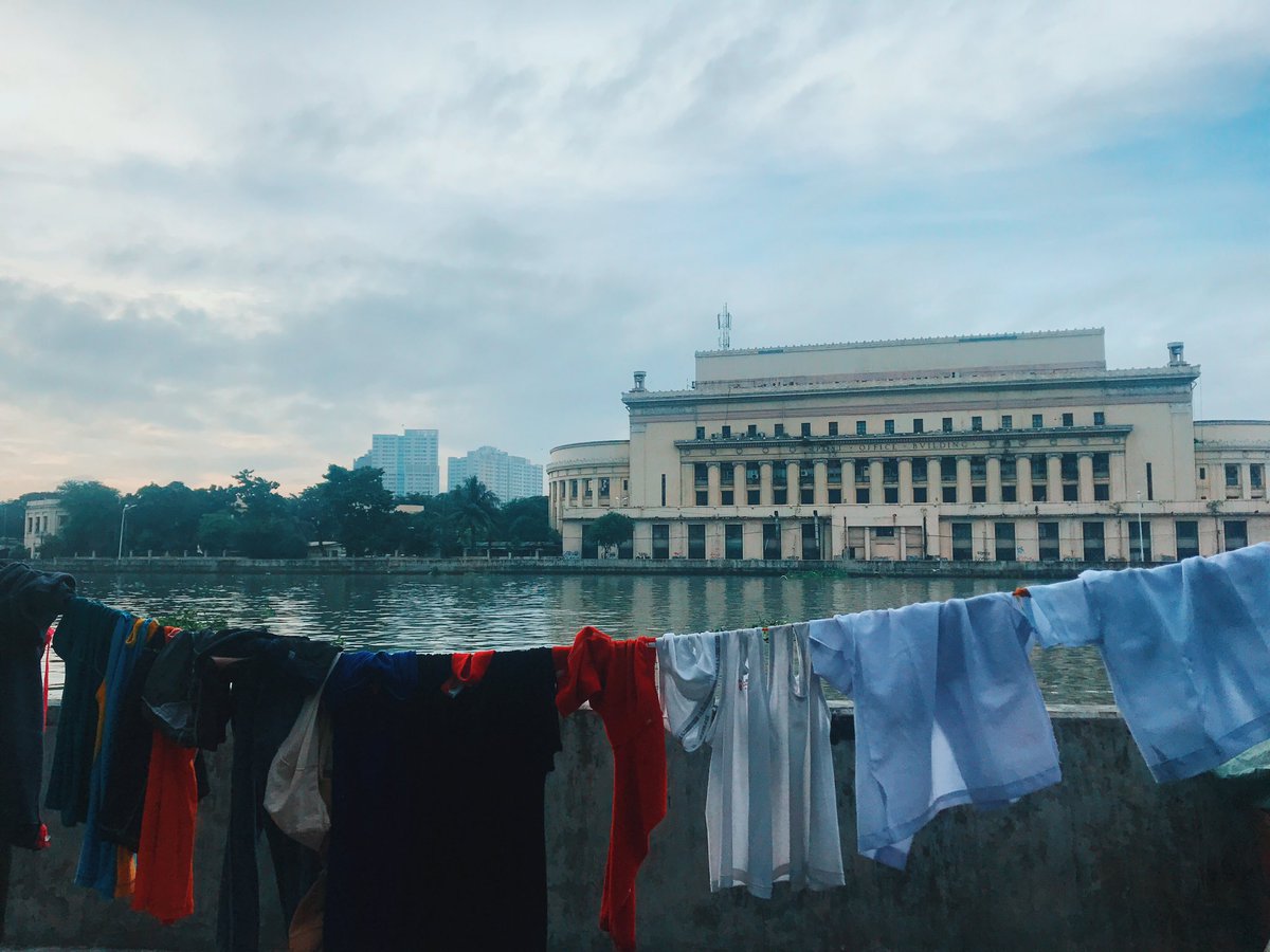 enjoyGLOBE's tweet photo. We're falling in love with the sceneries here in Escolta. #NowPlayingEverywhere #GRIDWasHere https://t.co/Jx0rE3dpO3