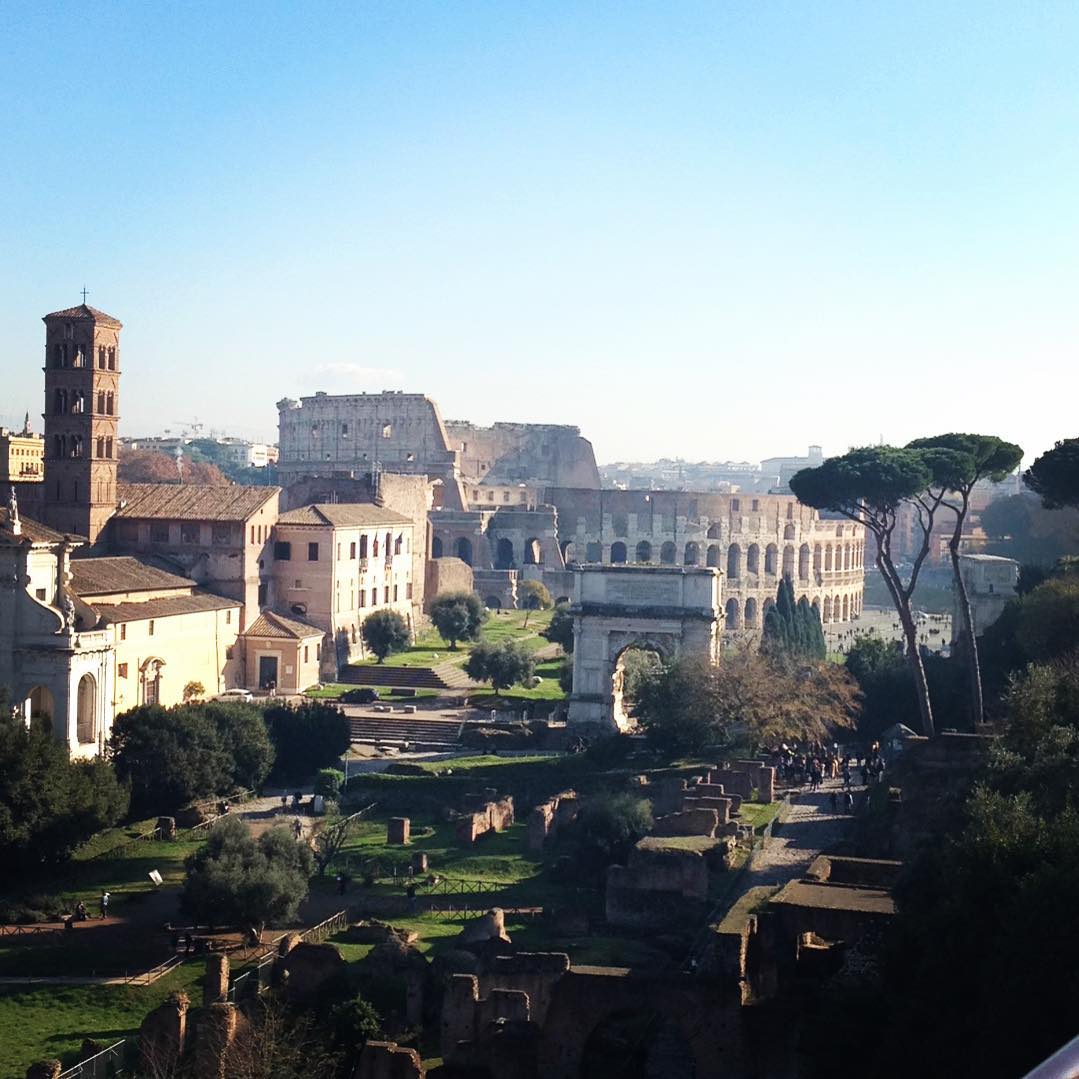 TreasureRome's tweet photo. October in #Rome: why not? https://t.co/XW2IOWN5iq #treasurerome #betreasure #1october #italy #fallinrome #weekend https://t.co/xbnfpTP5PC