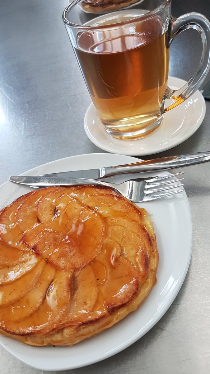 Goedemorgen. Zondag bakdag! Dag 2 begint goed <a href="/BijRobert/">Robert van Beckhoven</a> 😊