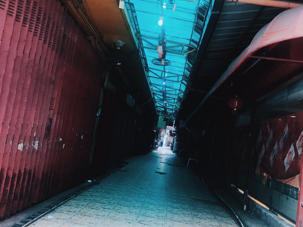 enjoyGLOBE's tweet photo. Roaming around Binondo, Manila's Chinatown. Everything's just picturesque! #NowPlayingEverywhere #GRIDWasHere https://t.co/6r8ygZb4X7