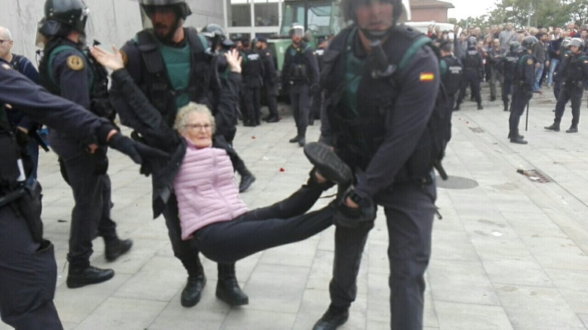 Spain's police now battering women to impose a military suppression of democracy. This is an international outrage #CatalanReferendum #1Oct
