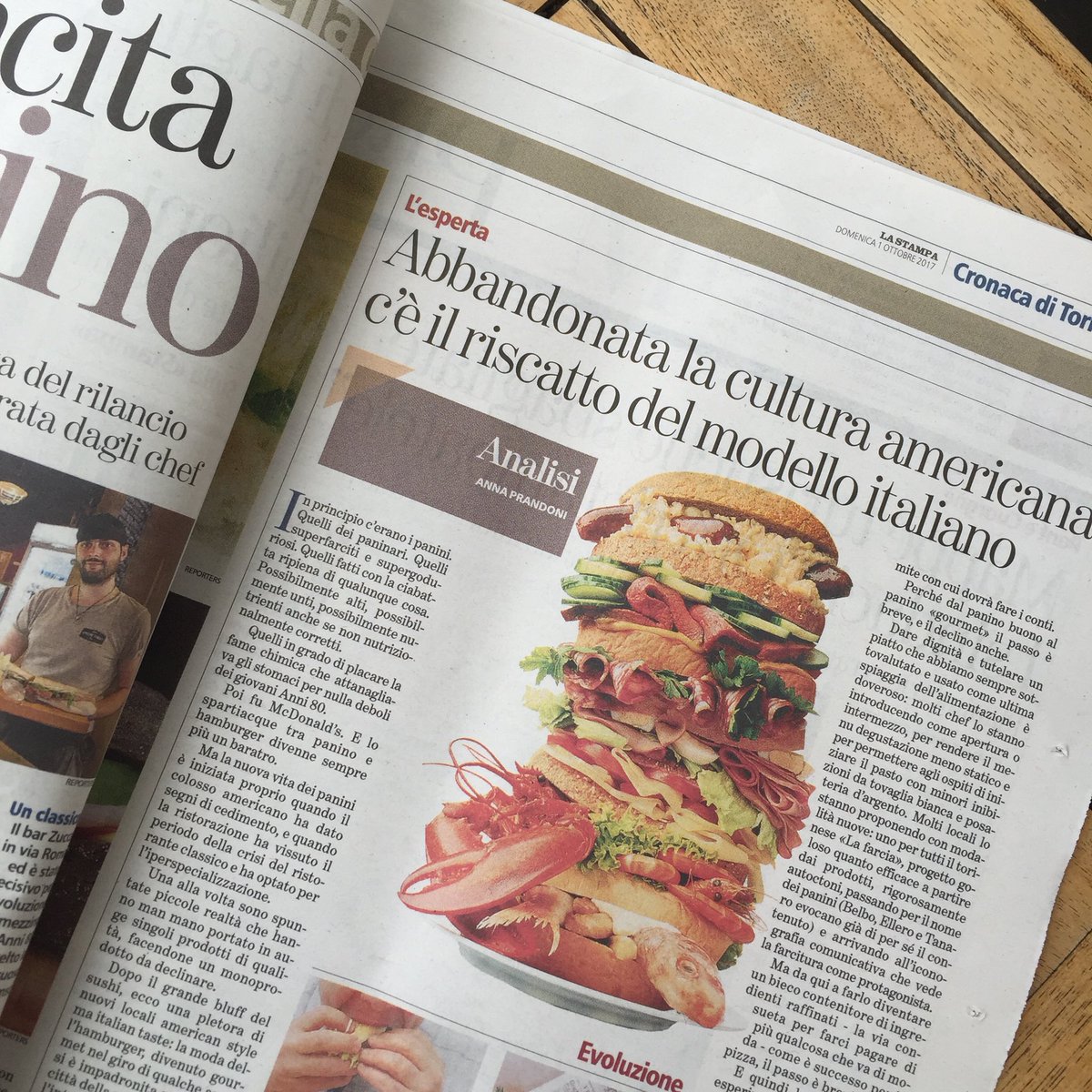 Panna975's tweet photo. Oggi con @SarahScaparone vi parliamo della rivincita dei panini italiani su @StampaTorino https://t.co/G43Pq9qUo3