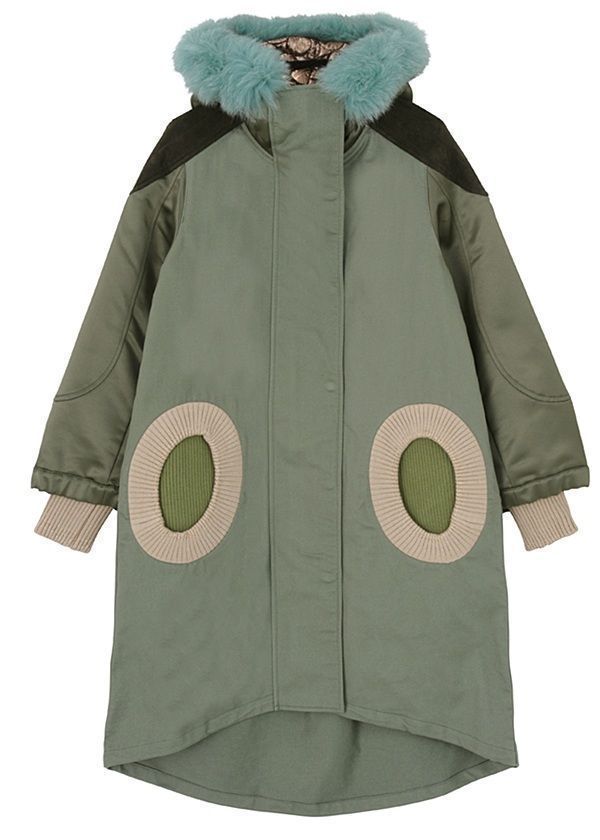 ツモリチサト定番のアマモールが今年も登場。 フォックスファーや