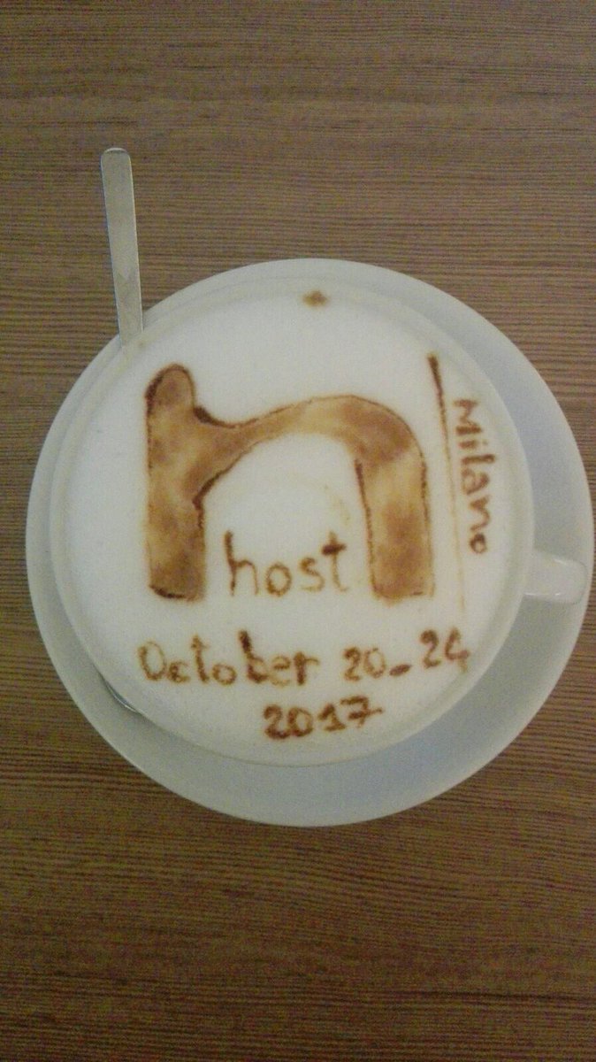 lalessiuccia's tweet photo. Ho rubato questa foto a Gloria Bianchi, credo sia perfetta oggi per ricordarvi che sta per arrivare #host2017 😀 #InternationalCoffeeDay https://t.co/k7ybPEmiZy