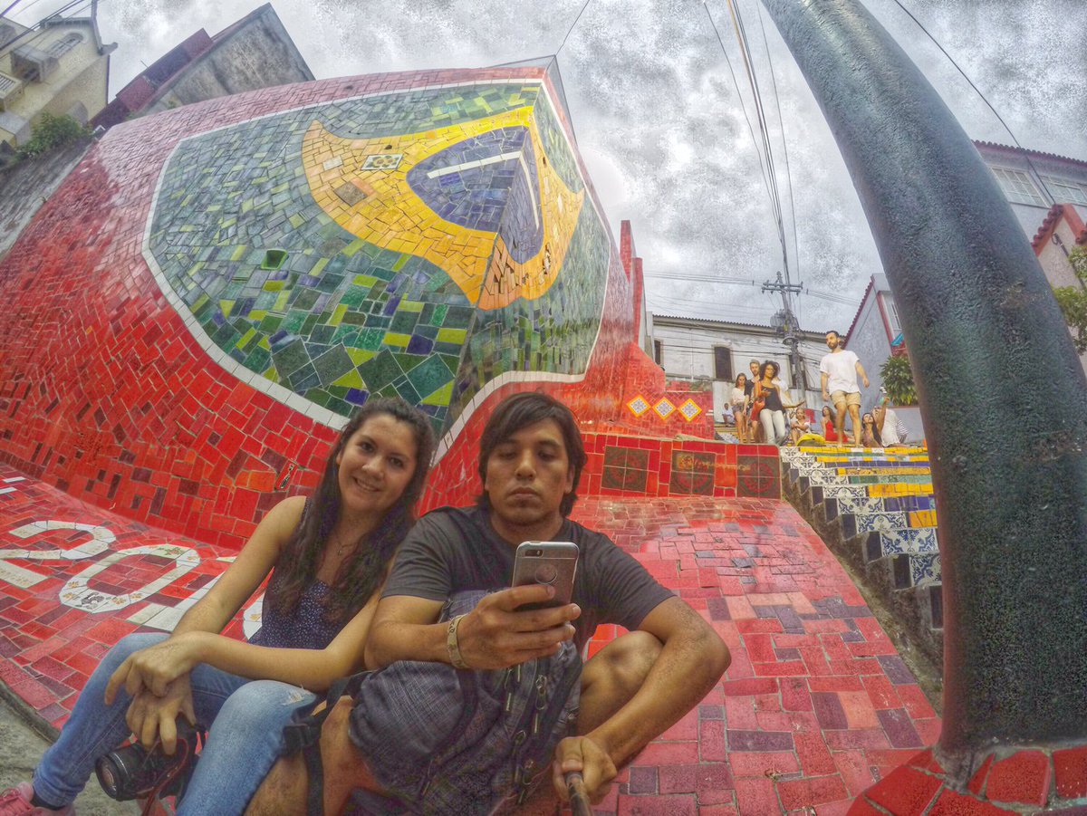 JisusHbk's tweet photo. Cruzando los dedos!! #QuieroSerBlogger @atrapaloperu https://t.co/FIC1cVS2l2